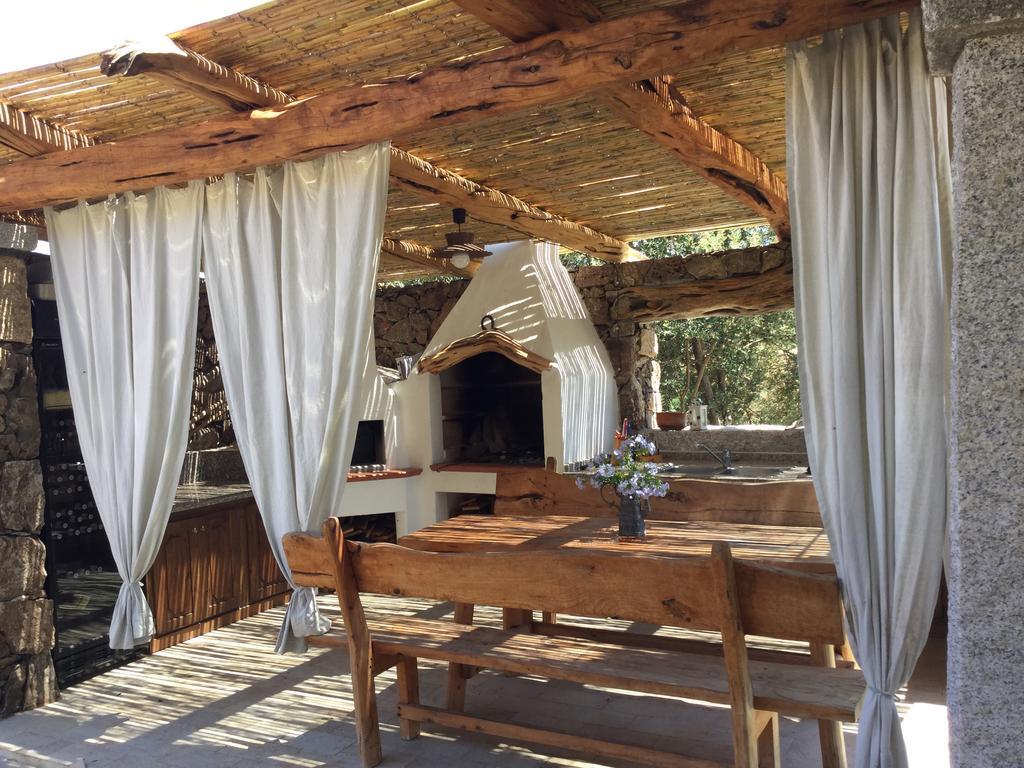 Il Giardino Di Daniela Panzió San Teodoro  Kültér fotó